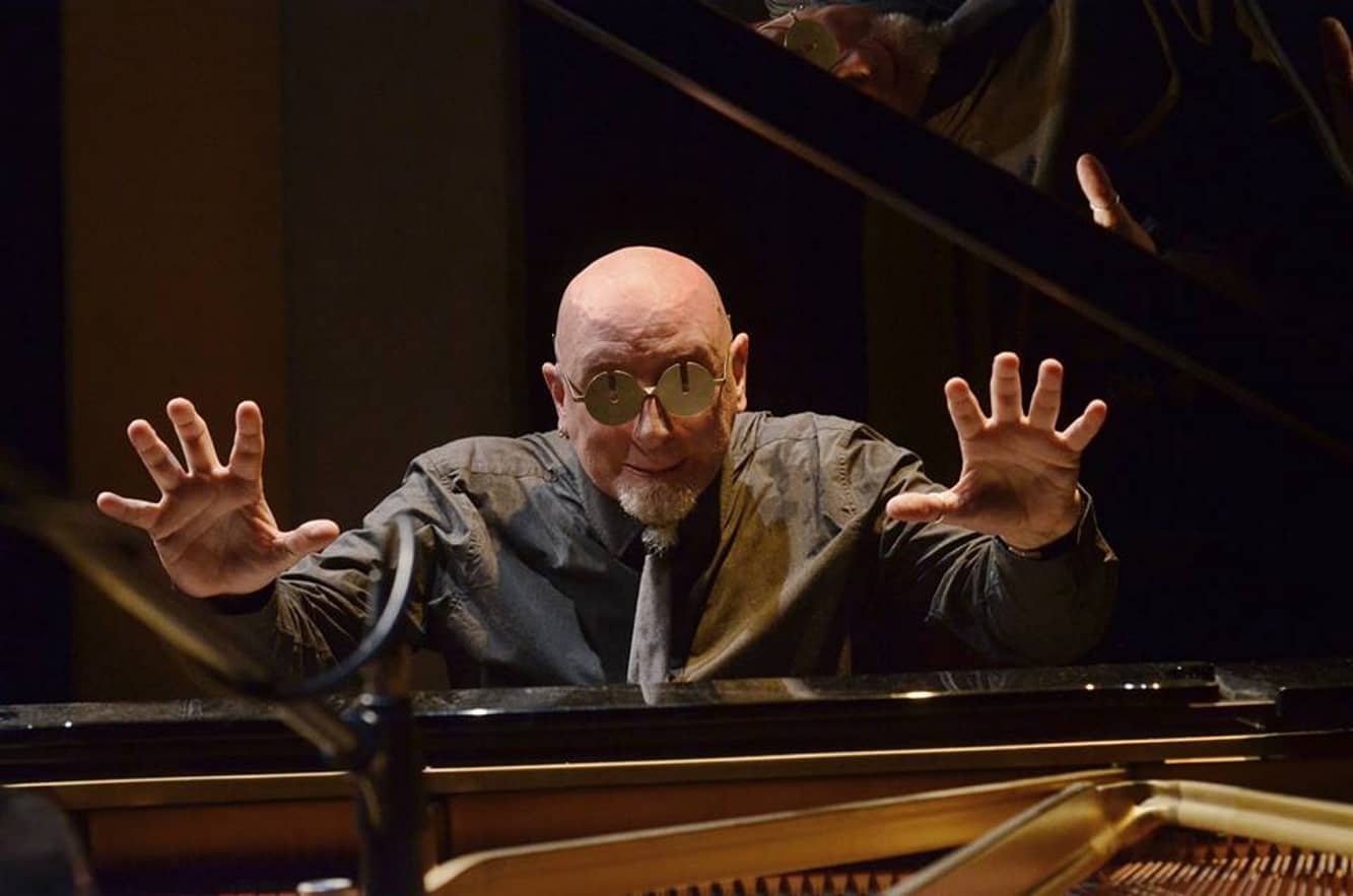 2 Aprile: Mauro Sabbione in concerto