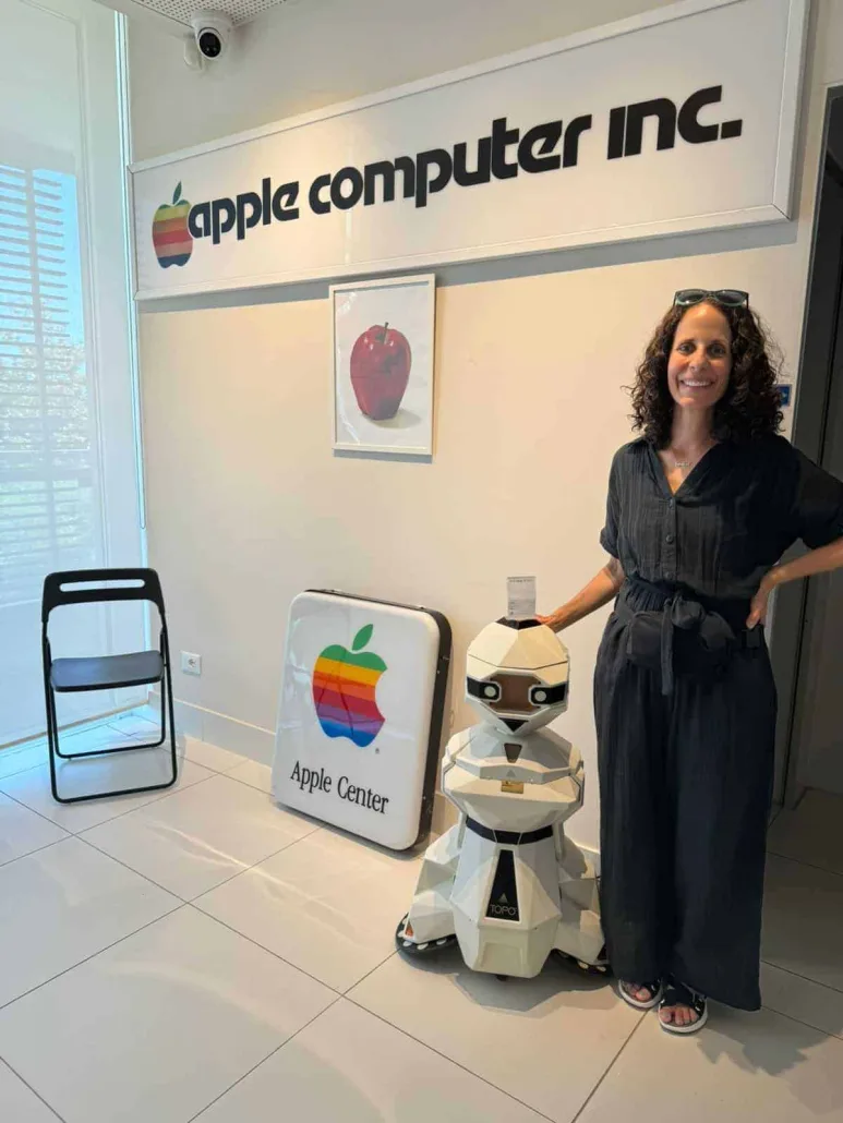 Gal Adams al museo Apple
